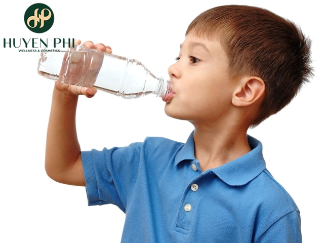 bao nhiêu tuổi thì hết hôi nách