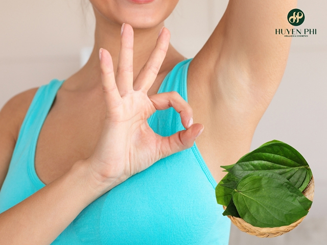 sau sinh bị hôi nách