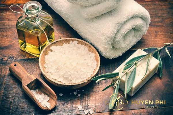 tẩy tế bào chết body bằng muối