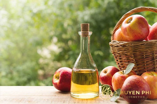 Giấm táo có nhiều dưỡng chất tăng sức mạnh của da trước những tác động từ thời tiết