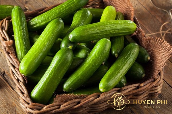 lỗ chân lông thâm đen