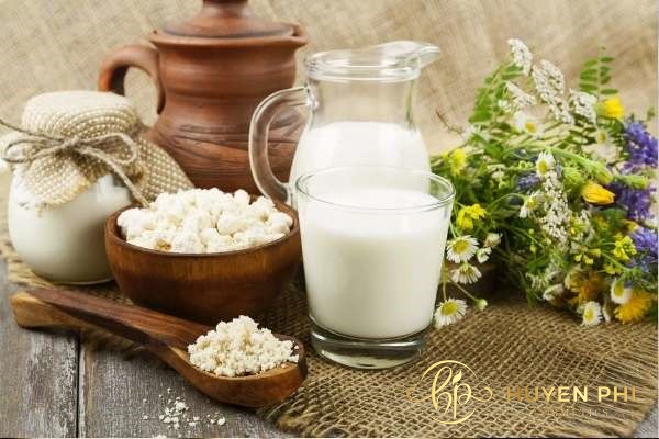 Sữa tươi giúp da trắng mịn hoàn hảo