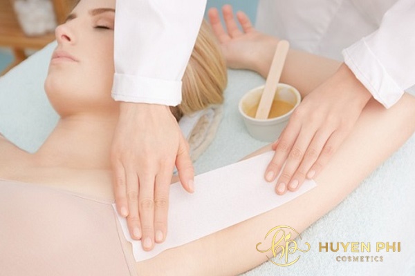 Wax lông lấy đi các sợi lông nhanh chóng