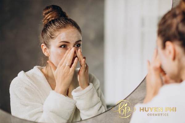 Bôi kem mụn đúng phương pháp sẽ giúp làm sạch mụn nhanh chóng