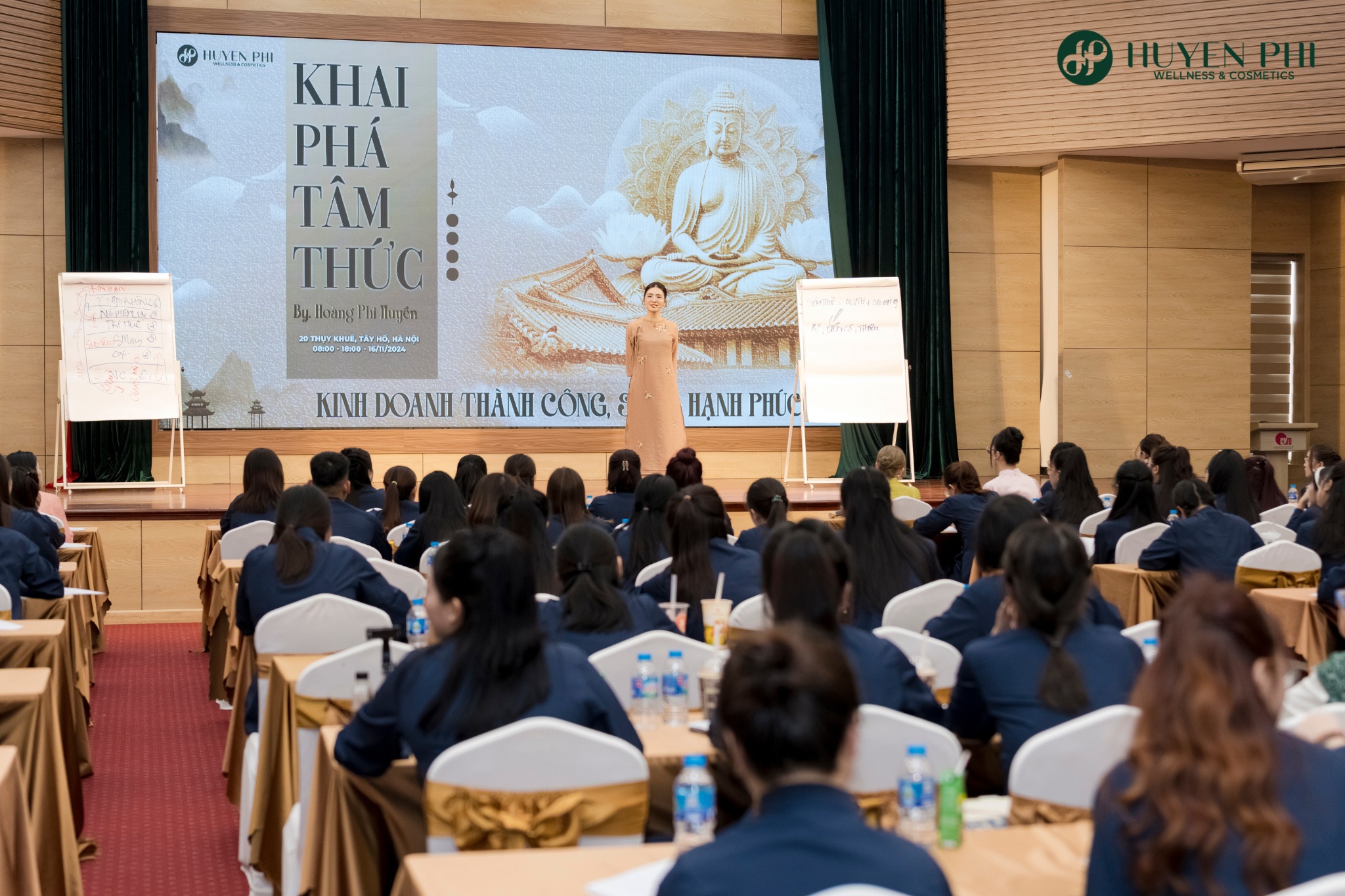 ceo hoàng phi huyền