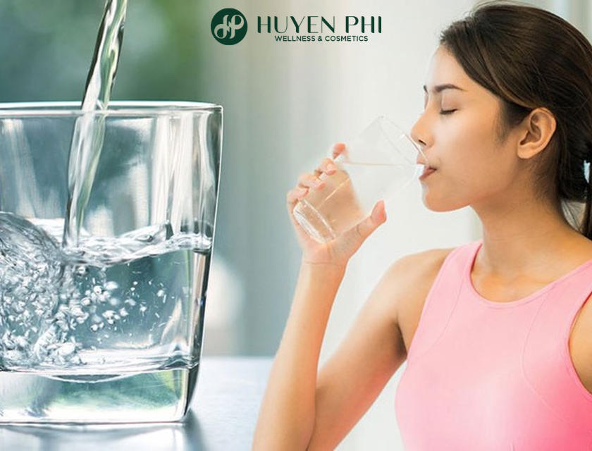 phục hồi da sau khi đi nắng