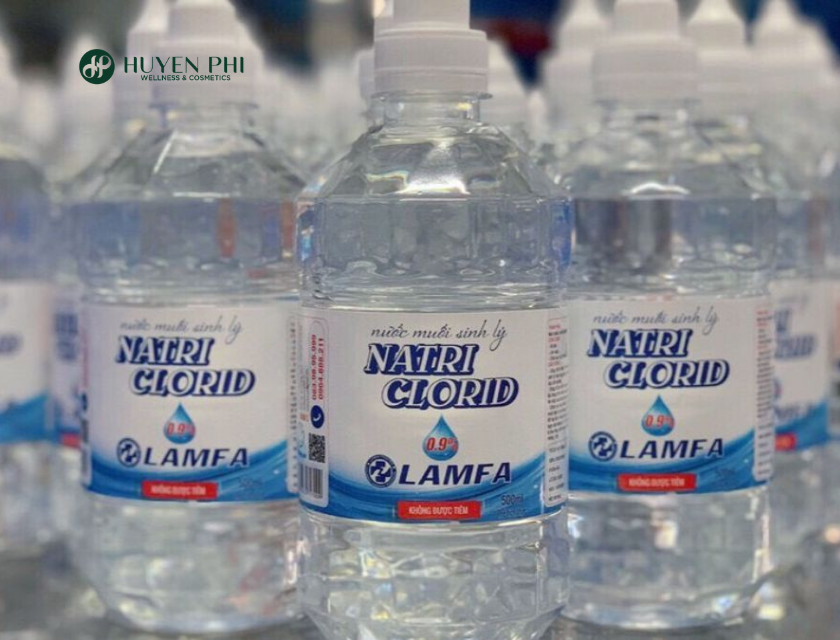 nước muối sinh lý súc miệng